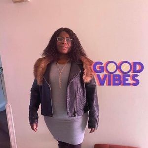 Meet your Posher, Sandra